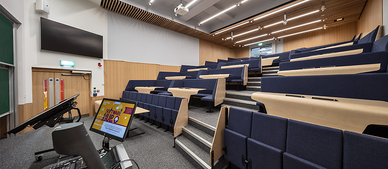BLKT113 Raked Lecture Theatre